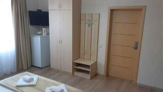 Гостиница Орхидея Геленджик 3-х местный-2